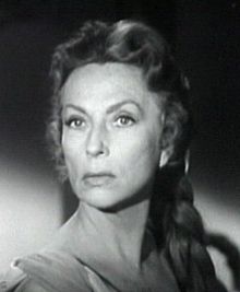 Agnes Moorehead.jpg